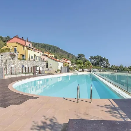 2 Bedroom Beautiful In Magliolo