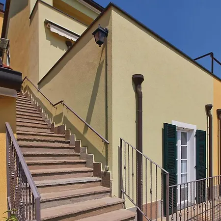 2 Bedroom Beautiful In Σπίτι διακοπών