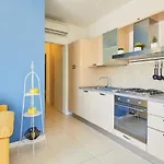 Awesome In With Kitchen *
